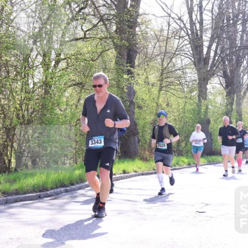 12.04.2026 - 45. Internationalen Wilhelmsburger Insellauf Yannick Fuchs http://msf.ph/oto/9498539 12.04.2026 10:58:38 Laufen 3343, 2528, 5751, 4633 meine-sportfotos.de