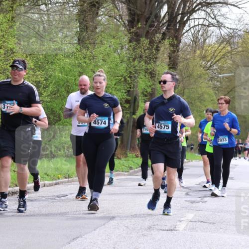 12.04.2026 - 45. Internationalen Wilhelmsburger Insellauf Yannick Fuchs http://msf.ph/oto/9498548 12.04.2026 13:12:06 Laufen 13, 4574, 375, 4575, 2933, 2359 meine-sportfotos.de