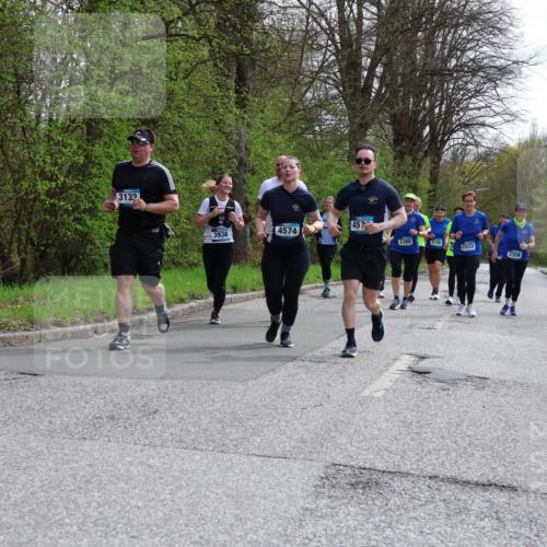 12.04.2026 - 45. Internationalen Wilhelmsburger Insellauf Yannick Fuchs http://msf.ph/oto/9498574 12.04.2026 13:12:08 Laufen 3132, 452, 3938, 4574, 2360, 2756, 2033, 2933, 2359 meine-sportfotos.de