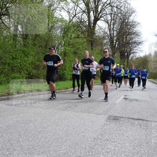 12.04.2026 - 45. Internationalen Wilhelmsburger Insellauf Yannick Fuchs http://msf.ph/oto/9498586 12.04.2026 13:12:09 Laufen 3132, 3938, 4574, 37, 4575, 2933, 2359 meine-sportfotos.de