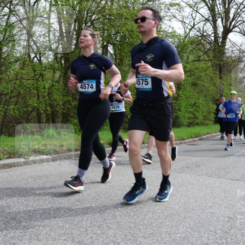 12.04.2026 - 45. Internationalen Wilhelmsburger Insellauf Yannick Fuchs http://msf.ph/oto/9498605 12.04.2026 13:12:11 Laufen 4574, 3938, 4575, 2360, 2933, 2359 meine-sportfotos.de