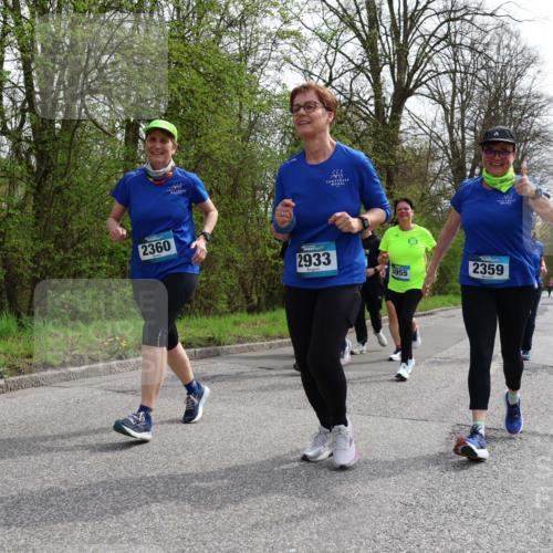 12.04.2026 - 45. Internationalen Wilhelmsburger Insellauf Yannick Fuchs http://msf.ph/oto/9498623 12.04.2026 13:12:13 Laufen 2360, 228, 2933, 3955, 2359 meine-sportfotos.de