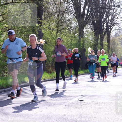 12.04.2026 - 45. Internationalen Wilhelmsburger Insellauf Yannick Fuchs http://msf.ph/oto/9498635 12.04.2026 10:58:48 Laufen 3092, 155, 3112, 2489, 5616 meine-sportfotos.de