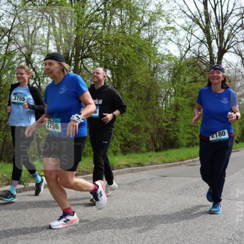 12.04.2026 - 45. Internationalen Wilhelmsburger Insellauf Yannick Fuchs http://msf.ph/oto/9498650 12.04.2026 13:12:15 Laufen 3755, 2756, 2180 meine-sportfotos.de