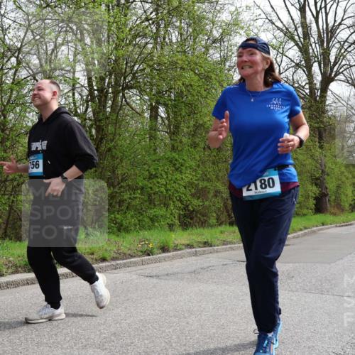 12.04.2026 - 45. Internationalen Wilhelmsburger Insellauf Yannick Fuchs http://msf.ph/oto/9498657 12.04.2026 13:12:16 Laufen 756, 222, 2180 meine-sportfotos.de