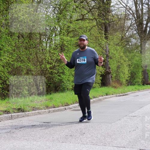 12.04.2026 - 45. Internationalen Wilhelmsburger Insellauf Yannick Fuchs http://msf.ph/oto/9498672 12.04.2026 13:12:29 Laufen 4316, 4124 meine-sportfotos.de