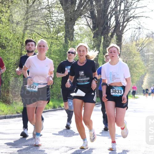 12.04.2026 - 45. Internationalen Wilhelmsburger Insellauf Yannick Fuchs http://msf.ph/oto/9498682 12.04.2026 10:58:54 Laufen 739, 2753, 3847, 28, 45, 2023, 1920, 3833 meine-sportfotos.de
