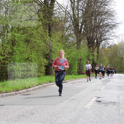 12.04.2026 - 45. Internationalen Wilhelmsburger Insellauf Yannick Fuchs http://msf.ph/oto/9498705 12.04.2026 13:12:34 Laufen 4124 meine-sportfotos.de