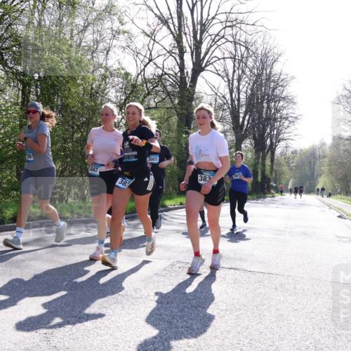12.04.2026 - 45. Internationalen Wilhelmsburger Insellauf Yannick Fuchs http://msf.ph/oto/9498707 12.04.2026 10:58:56 Laufen 739, 2023, 3003, 1847, 383, 383, 286 meine-sportfotos.de