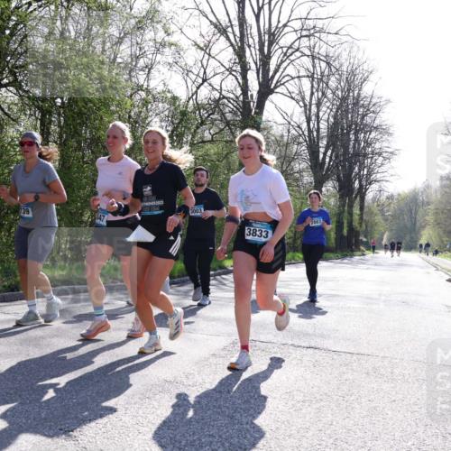 12.04.2026 - 45. Internationalen Wilhelmsburger Insellauf Yannick Fuchs http://msf.ph/oto/9498709 12.04.2026 10:58:56 Laufen 2023, 739, 3003, 2867, 3833 meine-sportfotos.de