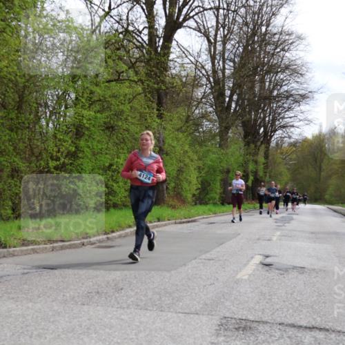 12.04.2026 - 45. Internationalen Wilhelmsburger Insellauf Yannick Fuchs http://msf.ph/oto/9498712 12.04.2026 13:12:35 Laufen 4124 meine-sportfotos.de