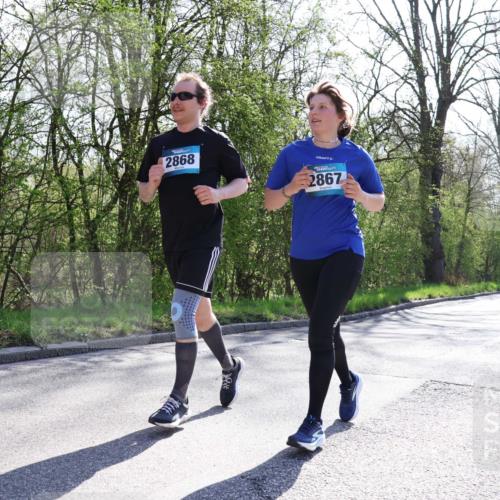 12.04.2026 - 45. Internationalen Wilhelmsburger Insellauf Yannick Fuchs http://msf.ph/oto/9498735 12.04.2026 10:58:58 Laufen 3, 2868, 2867 meine-sportfotos.de