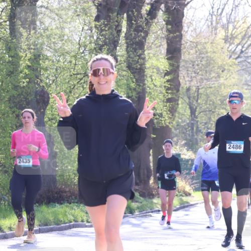12.04.2026 - 45. Internationalen Wilhelmsburger Insellauf Yannick Fuchs http://msf.ph/oto/9498761 12.04.2026 10:59:12 Laufen 2435, 2486 meine-sportfotos.de