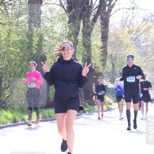 12.04.2026 - 45. Internationalen Wilhelmsburger Insellauf Yannick Fuchs http://msf.ph/oto/9498764 12.04.2026 10:59:12 Laufen 2435, 2486 meine-sportfotos.de