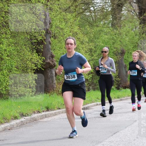 12.04.2026 - 45. Internationalen Wilhelmsburger Insellauf Yannick Fuchs http://msf.ph/oto/9498765 12.04.2026 13:12:42 Laufen 4774, 2306, 3038, 2298, 5695 meine-sportfotos.de