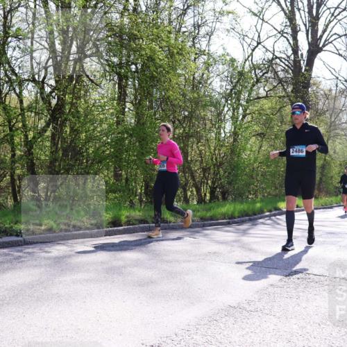 12.04.2026 - 45. Internationalen Wilhelmsburger Insellauf Yannick Fuchs http://msf.ph/oto/9498821 12.04.2026 10:59:19 Laufen 2486 meine-sportfotos.de