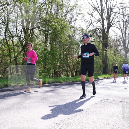 12.04.2026 - 45. Internationalen Wilhelmsburger Insellauf Yannick Fuchs http://msf.ph/oto/9498833 12.04.2026 10:59:20 Laufen 2435, 2486 meine-sportfotos.de