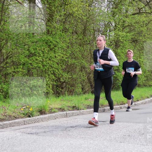 12.04.2026 - 45. Internationalen Wilhelmsburger Insellauf Yannick Fuchs http://msf.ph/oto/9498838 12.04.2026 13:12:50 Laufen 2298, 2875, 569 meine-sportfotos.de