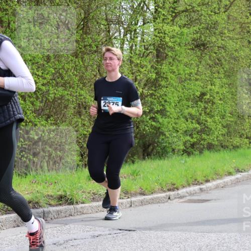 12.04.2026 - 45. Internationalen Wilhelmsburger Insellauf Yannick Fuchs http://msf.ph/oto/9498842 12.04.2026 13:12:51 Laufen 2298, 2875, 5695 meine-sportfotos.de