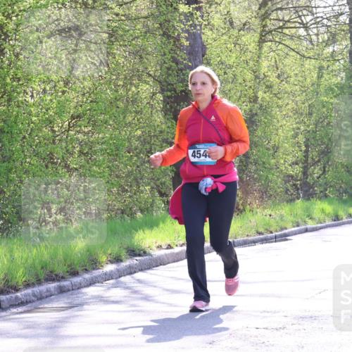 12.04.2026 - 45. Internationalen Wilhelmsburger Insellauf Yannick Fuchs http://msf.ph/oto/9498876 12.04.2026 10:59:31 Laufen 454, 2135 meine-sportfotos.de