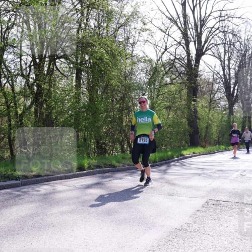 12.04.2026 - 45. Internationalen Wilhelmsburger Insellauf Yannick Fuchs http://msf.ph/oto/9498922 12.04.2026 10:59:35 Laufen 2135 meine-sportfotos.de