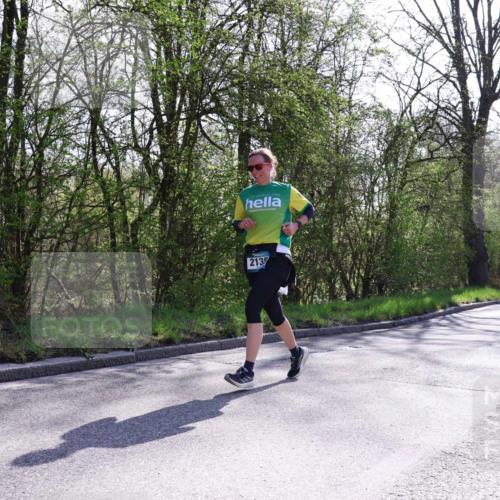 12.04.2026 - 45. Internationalen Wilhelmsburger Insellauf Yannick Fuchs http://msf.ph/oto/9498927 12.04.2026 10:59:36 Laufen 2137 meine-sportfotos.de