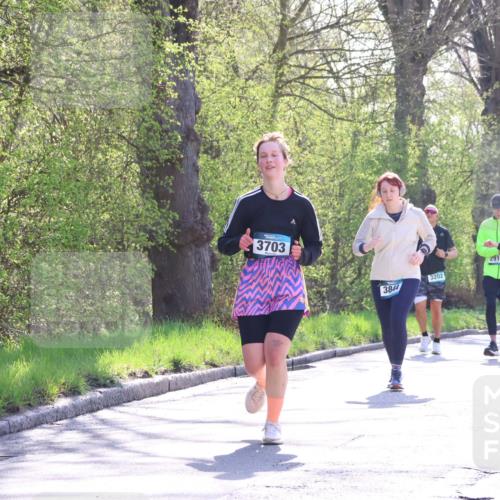 12.04.2026 - 45. Internationalen Wilhelmsburger Insellauf Yannick Fuchs http://msf.ph/oto/9498939 12.04.2026 10:59:38 Laufen 3703, 3844, 3202, 2916, 19, 2816, 28 meine-sportfotos.de