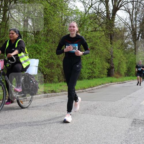 12.04.2026 - 45. Internationalen Wilhelmsburger Insellauf Yannick Fuchs http://msf.ph/oto/9498943 12.04.2026 13:13:12 Laufen 5, 30, 5520 meine-sportfotos.de