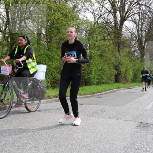 12.04.2026 - 45. Internationalen Wilhelmsburger Insellauf Yannick Fuchs http://msf.ph/oto/9498946 12.04.2026 13:13:12 Laufen 2630 meine-sportfotos.de