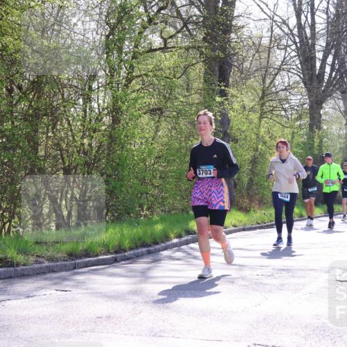 12.04.2026 - 45. Internationalen Wilhelmsburger Insellauf Yannick Fuchs http://msf.ph/oto/9498954 12.04.2026 10:59:39 Laufen 3703, 3844 meine-sportfotos.de
