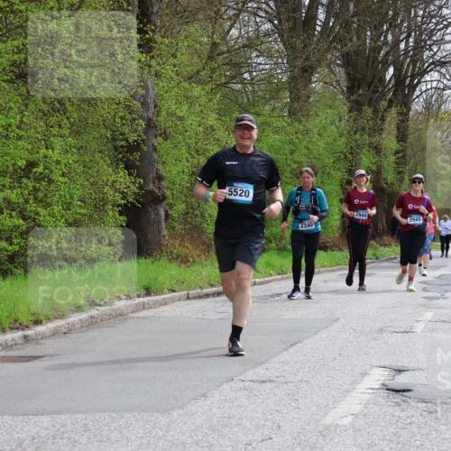 12.04.2026 - 45. Internationalen Wilhelmsburger Insellauf Yannick Fuchs http://msf.ph/oto/9498958 12.04.2026 13:13:14 Laufen 5520, 2340, 2944, 2945 meine-sportfotos.de