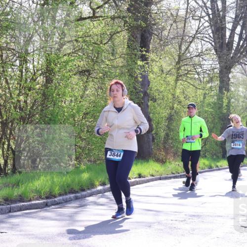 12.04.2026 - 45. Internationalen Wilhelmsburger Insellauf Yannick Fuchs http://msf.ph/oto/9498970 12.04.2026 10:59:40 Laufen 3844, 2817, 2916, 1965, 2816 meine-sportfotos.de