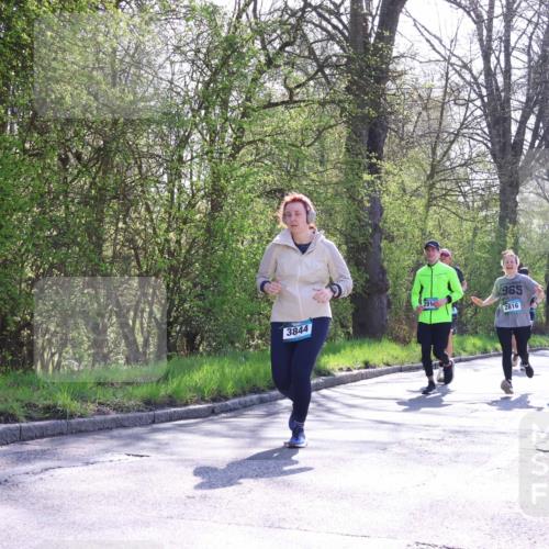12.04.2026 - 45. Internationalen Wilhelmsburger Insellauf Yannick Fuchs http://msf.ph/oto/9498973 12.04.2026 10:59:41 Laufen 3844, 291, 965, 2816, 817 meine-sportfotos.de