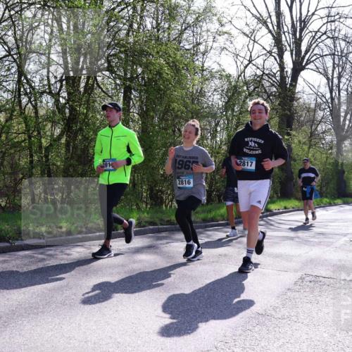 12.04.2026 - 45. Internationalen Wilhelmsburger Insellauf Yannick Fuchs http://msf.ph/oto/9499012 12.04.2026 10:59:44 Laufen 291, 1965, 2816, 2817 meine-sportfotos.de