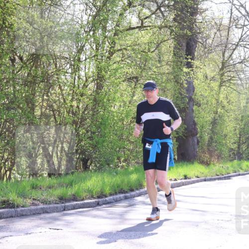 12.04.2026 - 45. Internationalen Wilhelmsburger Insellauf Yannick Fuchs http://msf.ph/oto/9499020 12.04.2026 10:59:46 Laufen 2 meine-sportfotos.de