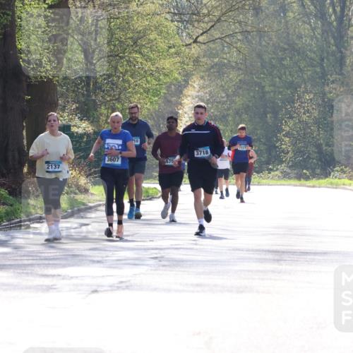 12.04.2026 - 45. Internationalen Wilhelmsburger Insellauf Yannick Fuchs http://msf.ph/oto/9499034 12.04.2026 11:00:07 Laufen 2137, 3607, 10, 575, 3718, 2823 meine-sportfotos.de