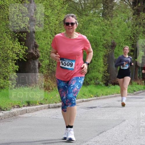 12.04.2026 - 45. Internationalen Wilhelmsburger Insellauf Yannick Fuchs http://msf.ph/oto/9499037 12.04.2026 13:13:22 Laufen 5509, 3800, 4900, 4547 meine-sportfotos.de