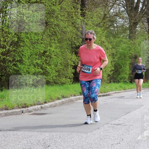 12.04.2026 - 45. Internationalen Wilhelmsburger Insellauf Yannick Fuchs http://msf.ph/oto/9499045 12.04.2026 13:13:23 Laufen 4900, 5509, 800 meine-sportfotos.de