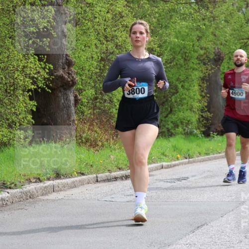 12.04.2026 - 45. Internationalen Wilhelmsburger Insellauf Yannick Fuchs http://msf.ph/oto/9499065 12.04.2026 13:13:26 Laufen 800, 4900, 10, 4420 meine-sportfotos.de