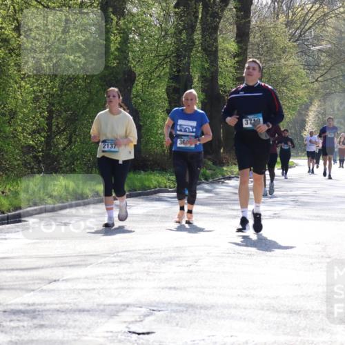 12.04.2026 - 45. Internationalen Wilhelmsburger Insellauf Yannick Fuchs http://msf.ph/oto/9499066 12.04.2026 11:00:15 Laufen 3713, 2137, 36, 2023 meine-sportfotos.de