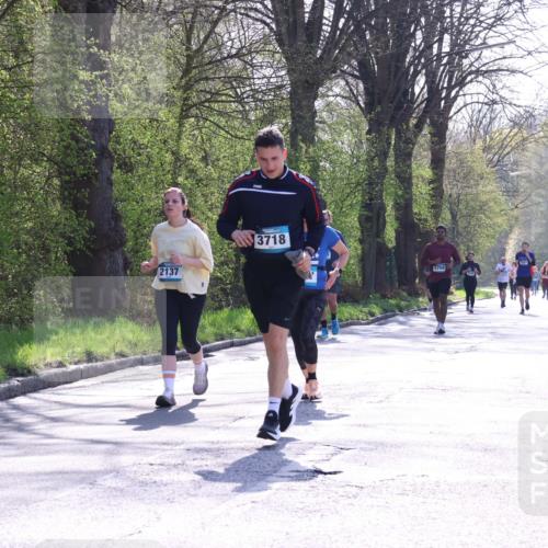 12.04.2026 - 45. Internationalen Wilhelmsburger Insellauf Yannick Fuchs http://msf.ph/oto/9499088 12.04.2026 11:00:18 Laufen 2137, 3718, 5756 meine-sportfotos.de