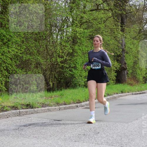 12.04.2026 - 45. Internationalen Wilhelmsburger Insellauf Yannick Fuchs http://msf.ph/oto/9499092 12.04.2026 13:13:28 Laufen 3800, 4900 meine-sportfotos.de