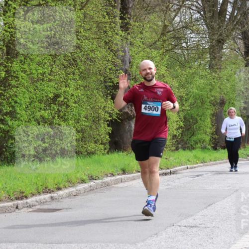 12.04.2026 - 45. Internationalen Wilhelmsburger Insellauf Yannick Fuchs http://msf.ph/oto/9499099 12.04.2026 13:13:29 Laufen 4900, 442, 4547 meine-sportfotos.de