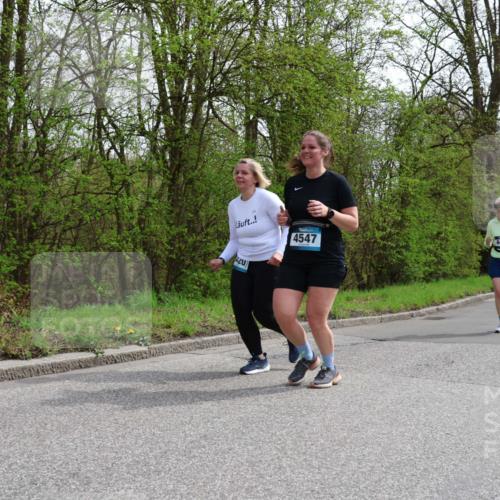 12.04.2026 - 45. Internationalen Wilhelmsburger Insellauf Yannick Fuchs http://msf.ph/oto/9499172 12.04.2026 13:13:38 Laufen 20, 4547, 447 meine-sportfotos.de