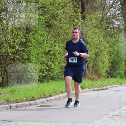 12.04.2026 - 45. Internationalen Wilhelmsburger Insellauf Yannick Fuchs http://msf.ph/oto/9499206 12.04.2026 13:13:41 Laufen 3981 meine-sportfotos.de