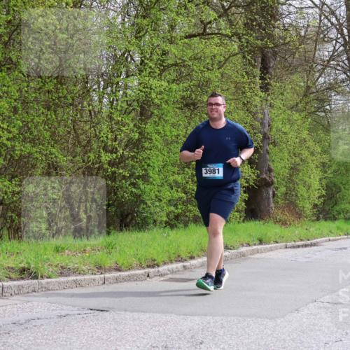 12.04.2026 - 45. Internationalen Wilhelmsburger Insellauf Yannick Fuchs http://msf.ph/oto/9499212 12.04.2026 13:13:42 Laufen 3981 meine-sportfotos.de