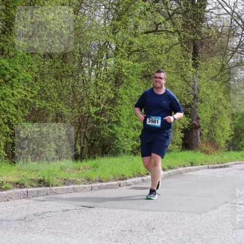 12.04.2026 - 45. Internationalen Wilhelmsburger Insellauf Yannick Fuchs http://msf.ph/oto/9499213 12.04.2026 13:13:42 Laufen 3981 meine-sportfotos.de