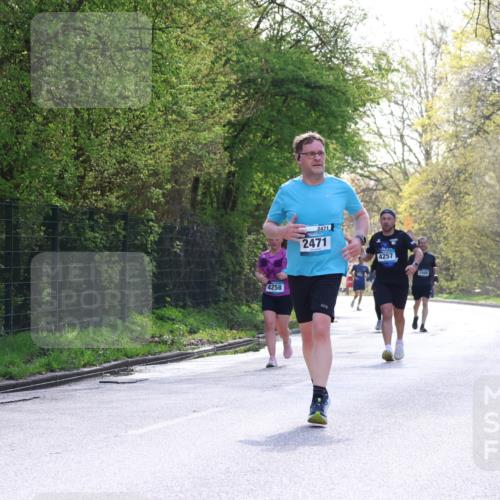 12.04.2026 - 45. Internationalen Wilhelmsburger Insellauf Yannick Fuchs http://msf.ph/oto/9499221 12.04.2026 11:05:18 Laufen 2471, 2471, 4258, 4257, 2466 meine-sportfotos.de
