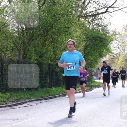 12.04.2026 - 45. Internationalen Wilhelmsburger Insellauf Yannick Fuchs http://msf.ph/oto/9499240 12.04.2026 11:05:19 Laufen 2471, 2471, 4258, 4257, 2464 meine-sportfotos.de