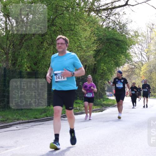 12.04.2026 - 45. Internationalen Wilhelmsburger Insellauf Yannick Fuchs http://msf.ph/oto/9499243 12.04.2026 11:05:20 Laufen 247, 4258, 4257, 2612, 2466 meine-sportfotos.de